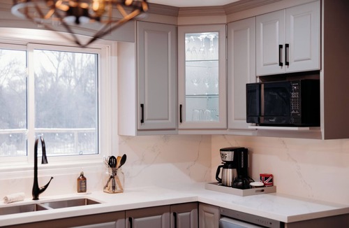Frankford House | 5 BR Creekside Escape I Hot Tub I Fire pit I BBQ