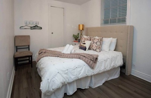 Faubourg Marigny Bed & Breakfast | 5 BR for 10! Prime Spot Near FR QT by YouRent!