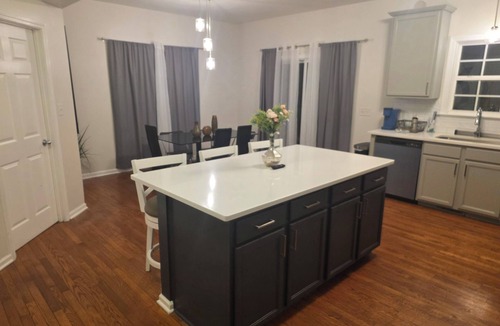 Knightdale House | 5-BR/King Beds/Massive Loft/Amazing Location/10 mins to Downtown Raleigh