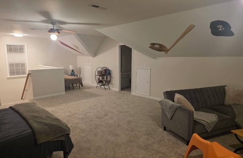 Knightdale House | 5-BR/King Beds/Massive Loft/Amazing Location/10 mins to Downtown Raleigh
