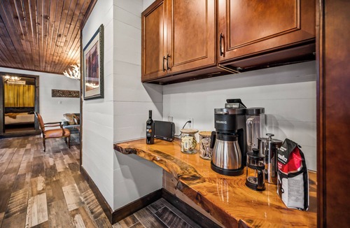 Dysart et al Cottage | 5 BR Lakefront Cabin With Pool, Kayak, BBQ, Boat Launch, Game Room