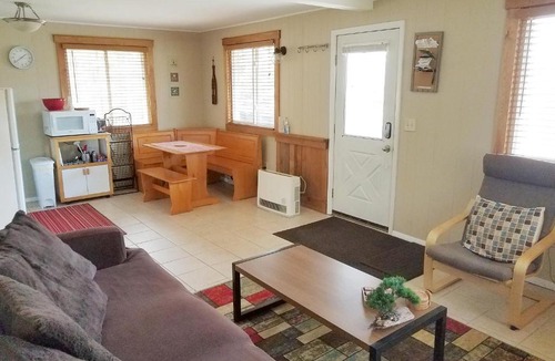 Hunter House | 5 Brm Chalet at Hunter Mountain