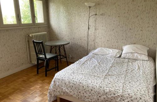 Auneau House | 5 Chambres dans une grande maison