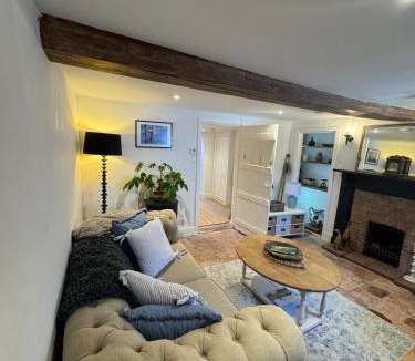 Wymondham House | 5 chapel lane Wymondham Norfolk