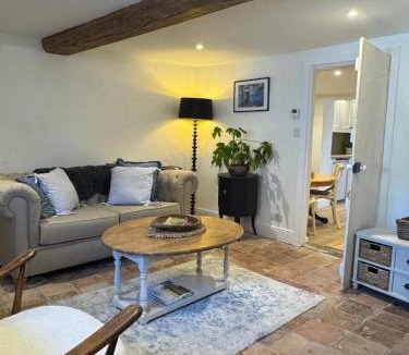 Wymondham House | 5 chapel lane Wymondham Norfolk