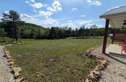 Ste Genevieve House | 5 Charles Farms #4 - NEW CABIN - Wineries, Hiking, and Camp Cana