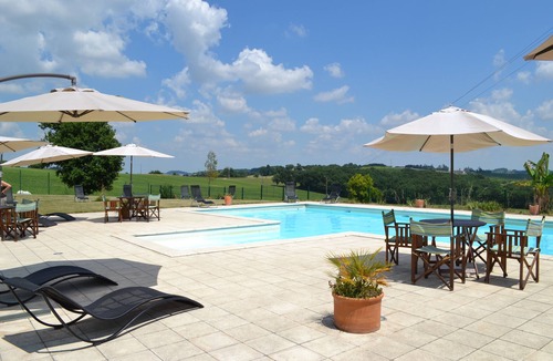 Brugnac House | 5 charming cottages with large swimming pool