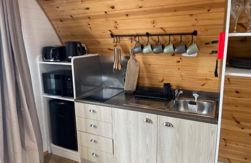 Frognall House | 5 Chestnut Bay Lakeside Hideaway