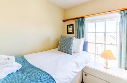 Aldeburgh House | 5 Coastguard Cottages