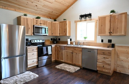Paris Cabin | 5 Entire Cabins Retreat