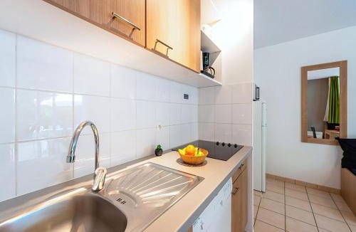 Saumur House | 5-Guest Cottage with Terrace in Loire