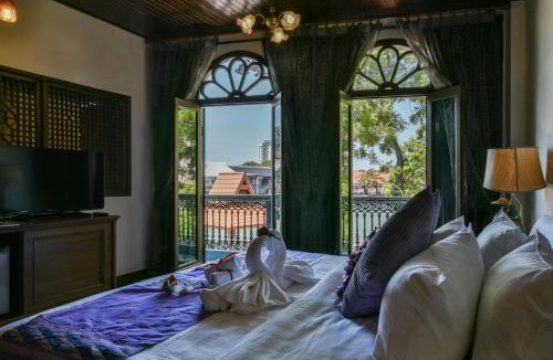 Taman Kota Laksamana Hotel | 5 Heeren Museum Residence