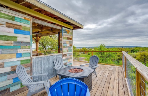 Buchanan Dam House | 5 King 3 5b Firepit Nearby Pickleball Opens Feb 25 Lvl2 EV Charger Pool w Lake Views