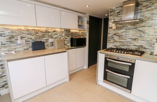 Fourstones Near Bentham Cottage | 5 Lake House