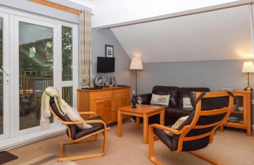 Highampton House | 5 Lakeview Rise