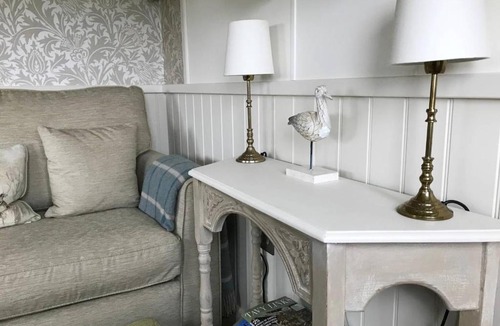 Tavistock House | 5* Luxury Shepherds Hut