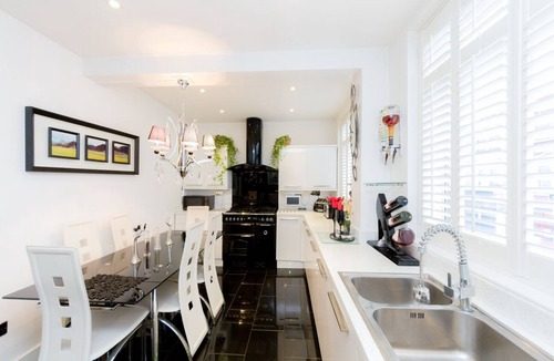 Graveney Apartment | 5* Luxury Spacious Apartment