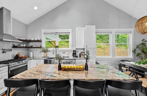 Swannanoa House | 5 m to Asheville HotTub FirePit Mtn Views Private