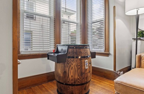 Geneva House | .5 Mi Geneva and Seneca Lake | Foosball/Game Table