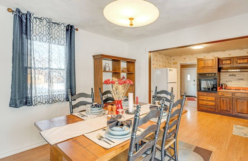 Loves Park House | 5 Mi to Dtwn Rockford: Pet-Friendly Home w/Yard!