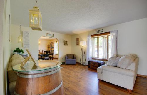 Waynesville House | 5 Mi to Dtwn Waynesville: 4-Acre Group Getaway!