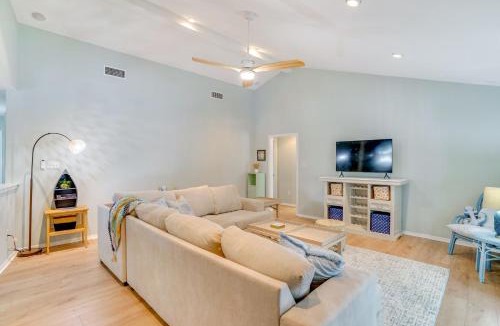 Dennis House | 5 Mi to Historic Granbury Square: Lakefront Escape