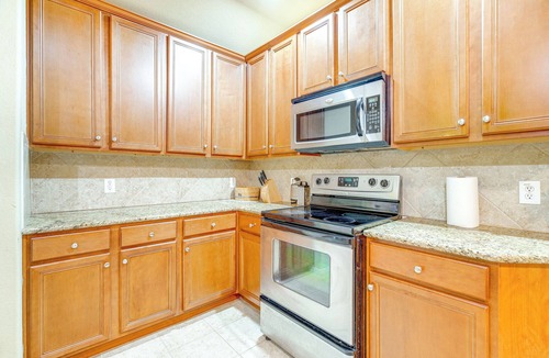 Leander House | 5 Mi to Lake: Cedar Park Home w/Outdoor Oasis