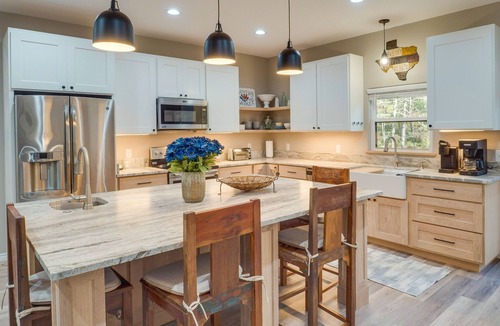 Brookeland House | 5 Mi to Lake! Home w/Boat Parking & Pool Access