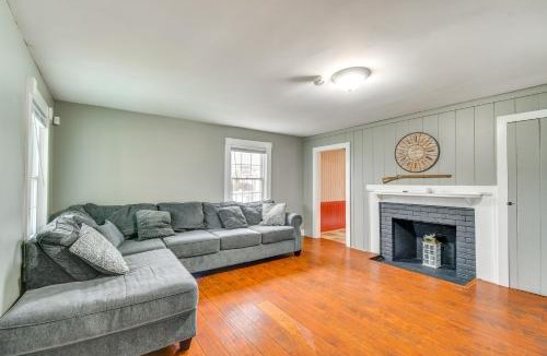 Mexico House | 5 Mi to Lake Ontario: Mexico Home w/Seasonal Pool