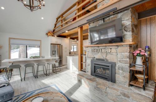 Pla-Vada Woodlands House | 5 Mi to Soda Springs Mtn Resort: Forest-View Gem!