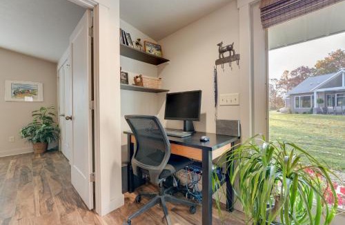 White Pigeon Apartment | 5 Mi to St Joseph River Apartment with Fire Pit!