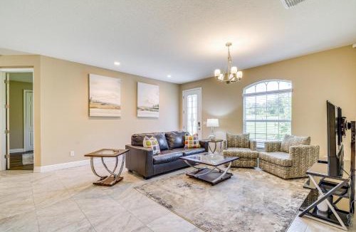 Brooksville House | 5 Mi to Weeki Wachee Springs! Poolside Retreat