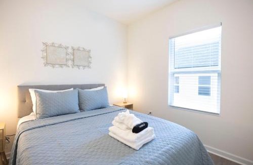 Glen Raven House | 5 Min to Elon - 7 Min to Downtown - Washer and Dryer