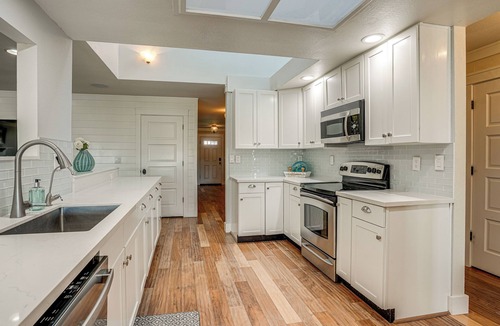 Discovery Bay House | 5 Min to Fast Water: Waterfront Discovery Bay Home