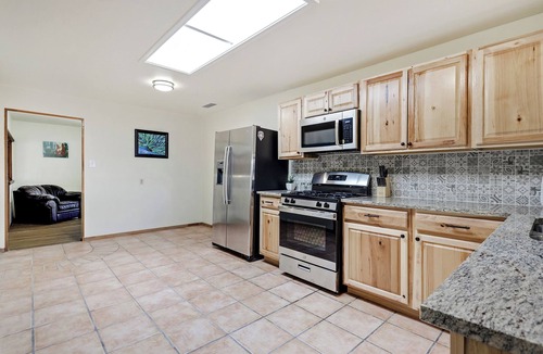 Rio Grande Blvd House | 5 min to Old Town - Prime location - Game Room - gated parking