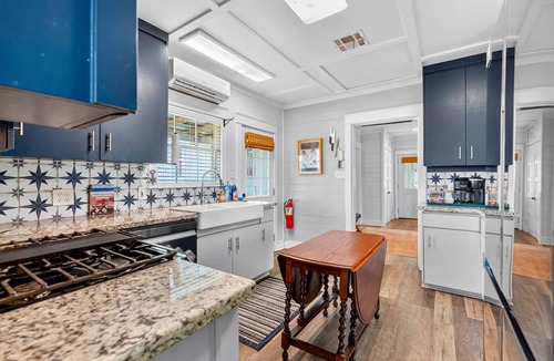 Surfside Beach House | 5-Min Walk to Beach, Pets & Families + Large Porch