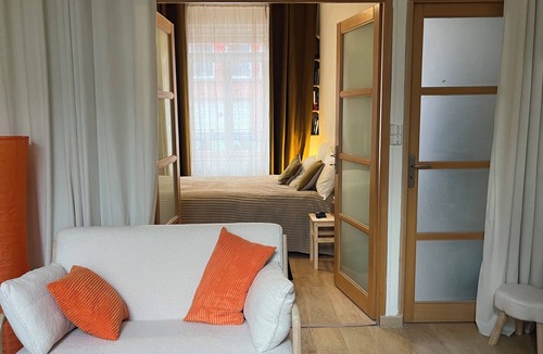 Bois Blancs House | 5-minute walk from Euratech and the metro, charming little typical Lille house