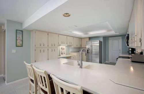 Marco Island House | 5 Minute Walk to Beach! Walk to Everything!
