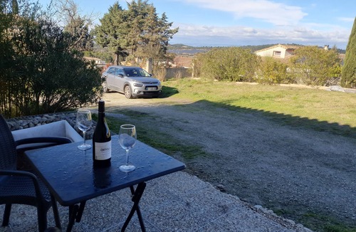 Palaja Apartment | 5 minutes from Carcassonne, fully-equipped studio with terrace.