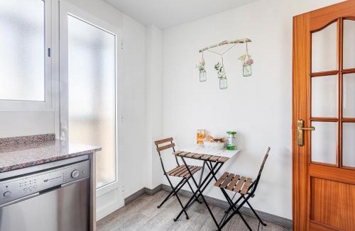 Benetusser Apartment | 5 Minutes From Downtown Valencia