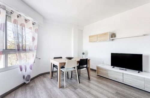 Benetusser Apartment | 5 Minutes From Downtown Valencia