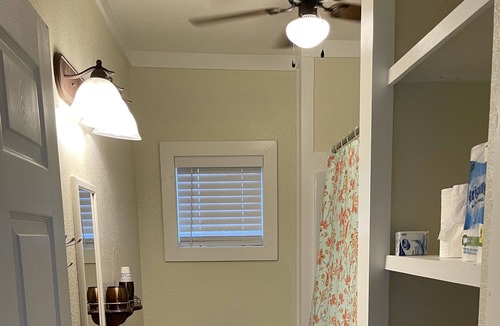 Brownwood House | 5 Minutes from Howard Payne University!