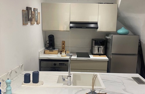 Coursan House | 5 minutes from Narbonne and large buffet.