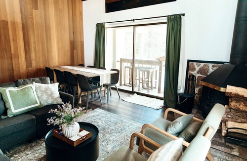 Kings Beach House | 5 minutes from North Star, Beautiful Large Vacation Home!