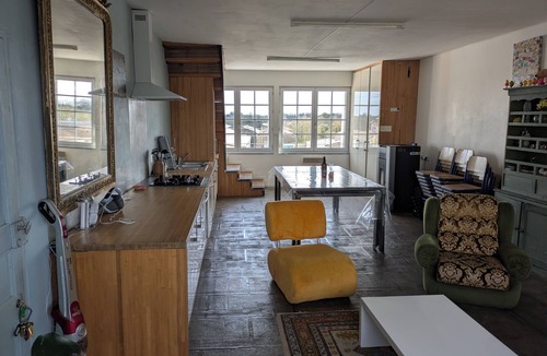 Chambretaud House | 5 minutes from puy du fou/large gite with 45m2 living room and games room