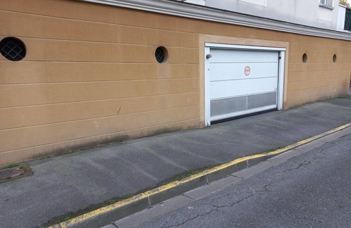 Villeparisis Apartment | 5 minutes from the station. Located between Paris, Disneyland & Asterix