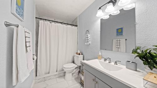 Orient Park House | 5 minutes to FL State Fairgrounds; Spacious home