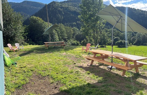 Saint-Maurice-sur-Moselle Apartment | 5-person apartment with outdoor area