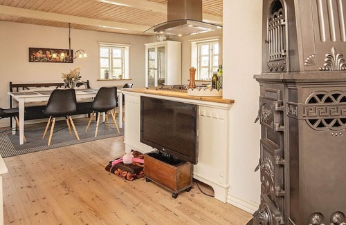 Sillerslev House | 5 person holiday home in Øster Assels