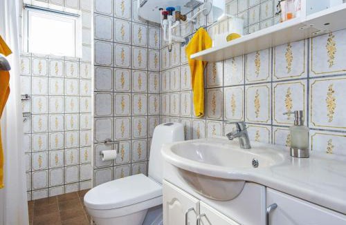 Henne House | 5 person holiday home in Henne